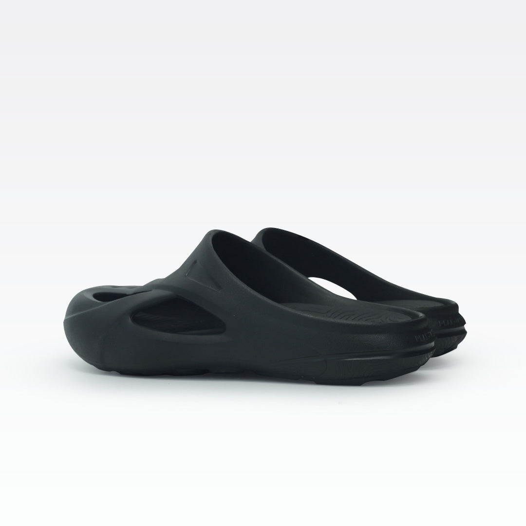 Peak Taichi Step Dry All Black