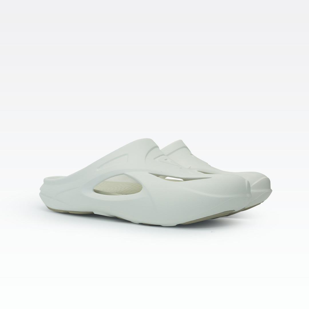 Peak Taichi Step Dry Canvas White