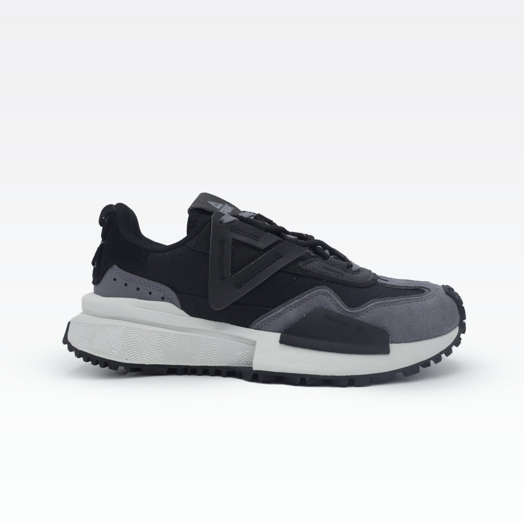 Peak Flair 2.0 Black/Paloma Ash
